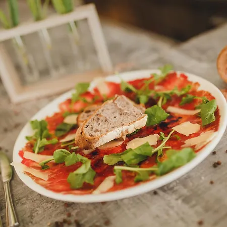 Amadeus In Caesar & Spa, Long Perivolia tou Trikomou