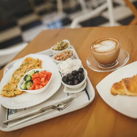 Amadeus In Caesar & Spa, Long Perivolia tou Trikomou