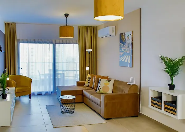 Amadeus In Caesar & Spa, Long