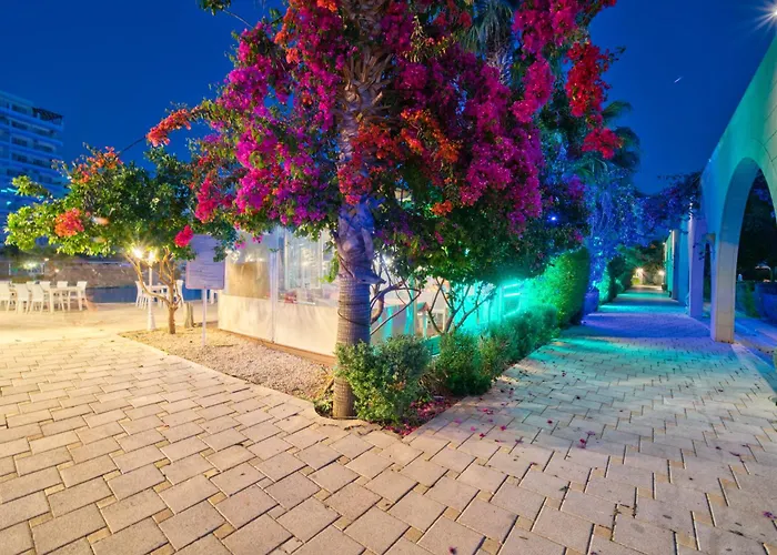 Amadeus In Caesar & Spa, Long Apartment