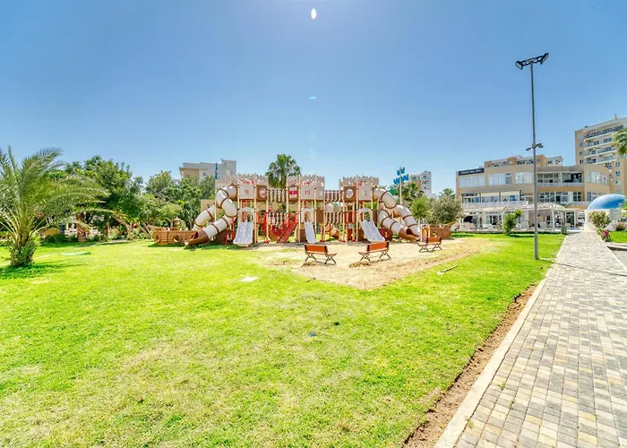 Amadeus In Caesar & Spa, Long * Perivolia tou Trikomou